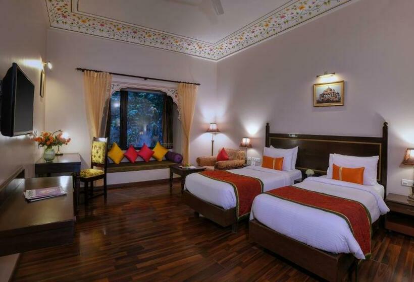 디럭스 룸, Anuraga Palace