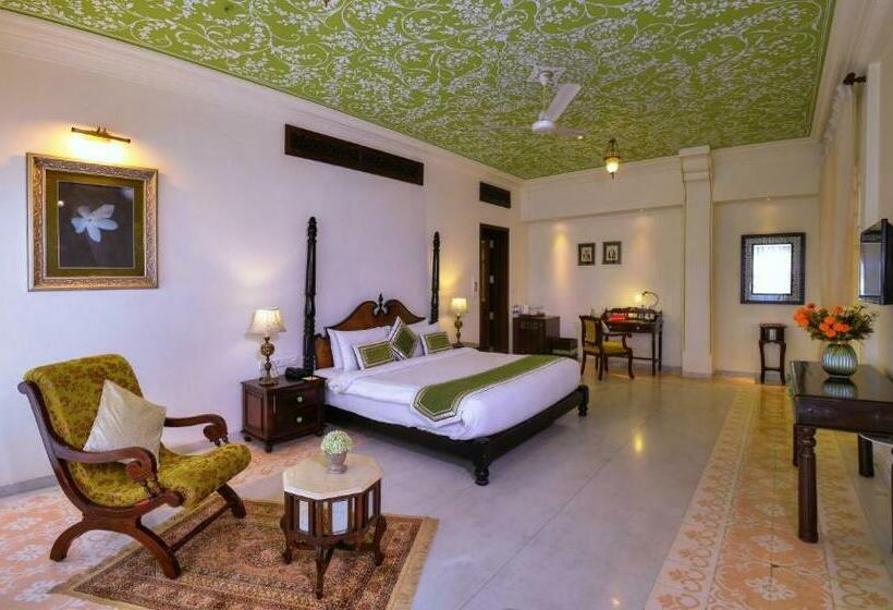 수피리어 스위트, Anuraga Palace