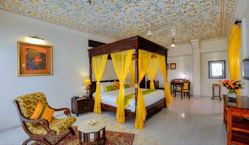 수피리어 스위트, Anuraga Palace