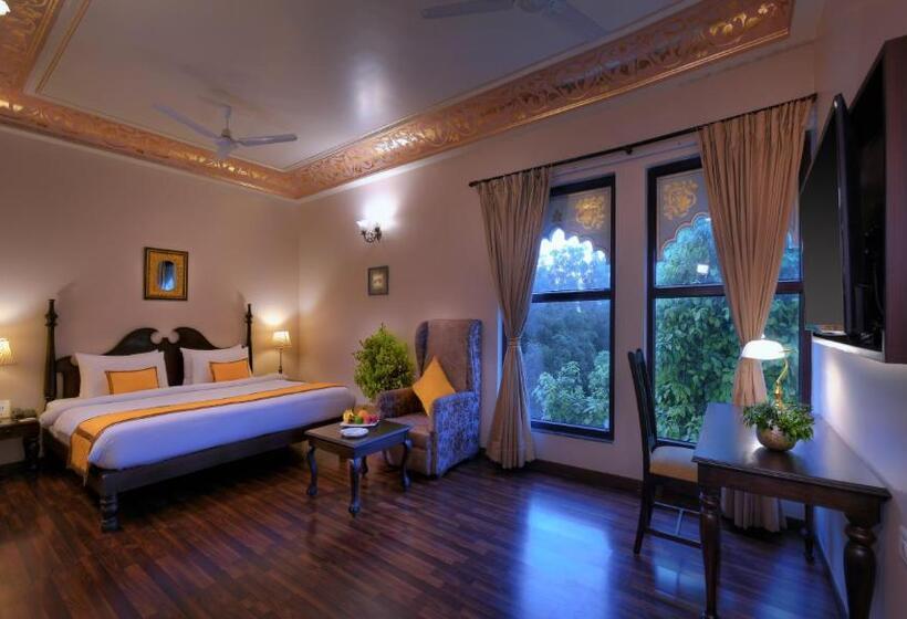 주니어 스위트 풀장 전망, Anuraga Palace