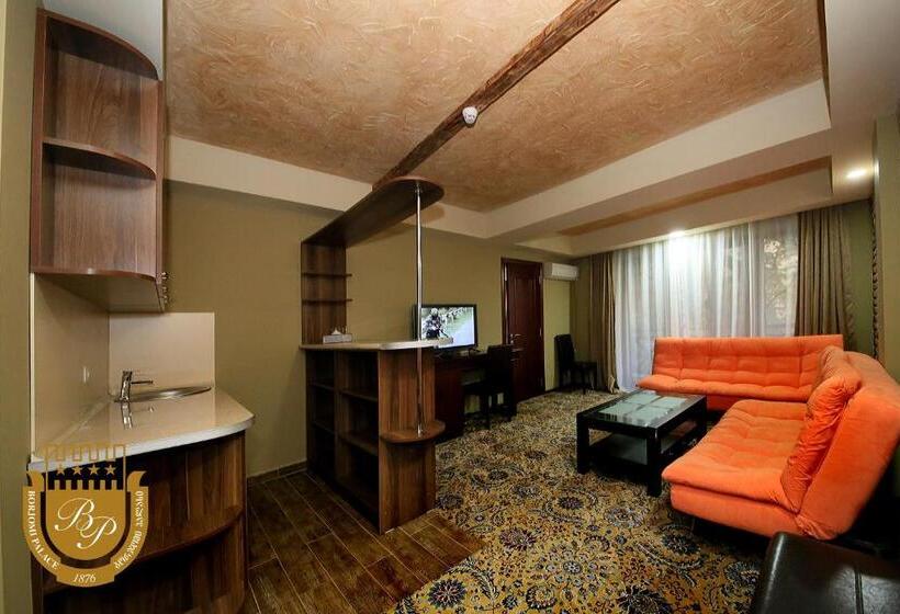 اتاق کلاسیک خانوادگی, Borjomi Palace Health & Spa Center