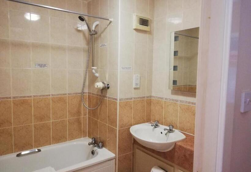 Семейный Номер, Corn Mill Lodge
