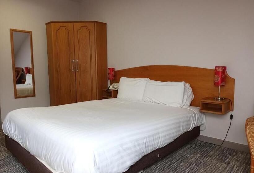 Семейный Номер, Corn Mill Lodge