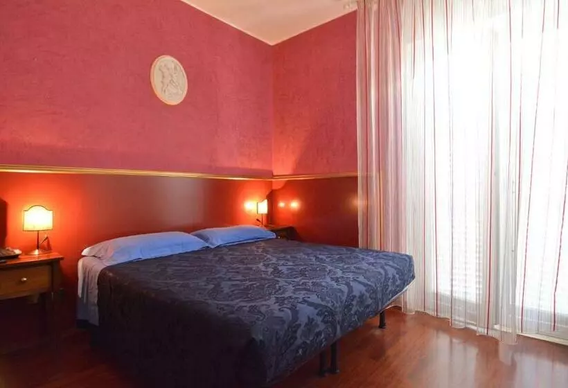 Standard Room, Galassi