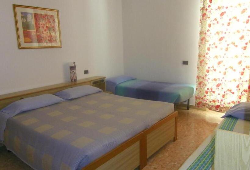 Habitación Familiar, Galassi