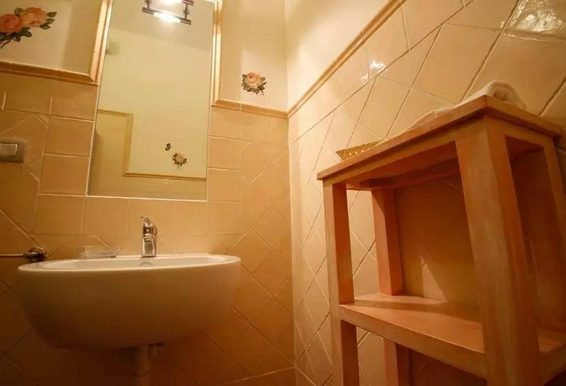 ２ベッドルームアパートメント, Gatto Bianco Tizzauli