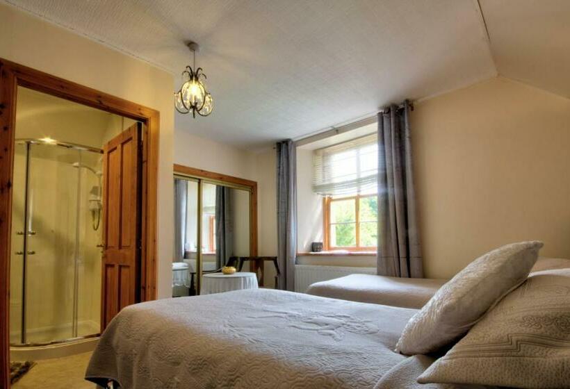 חדר דלוקס, Glasdair