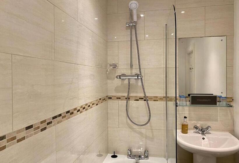 스탠다드 룸 킹사이즈 침대, Harts Head