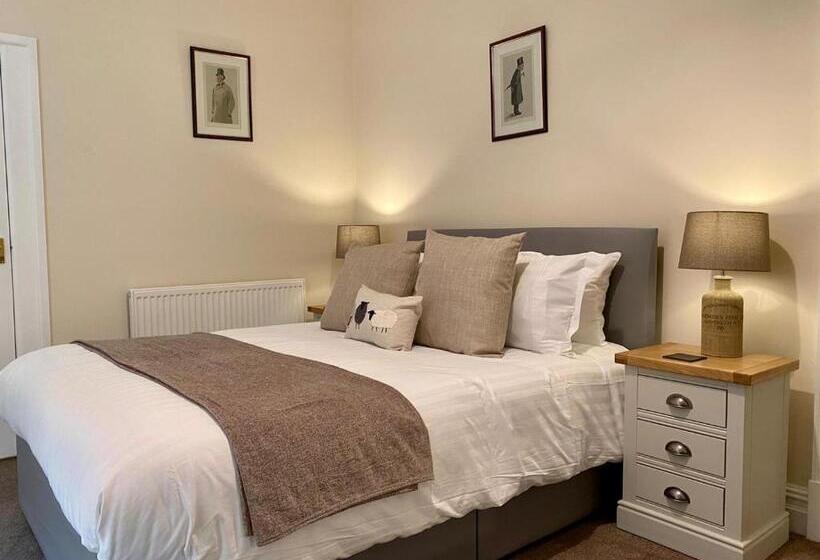 스탠다드 룸 킹사이즈 침대, Harts Head