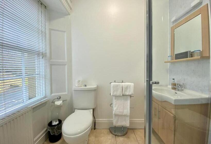 스탠다드 룸 킹사이즈 침대, Harts Head