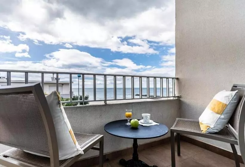 バルコニー付きスタンダードルーム, Hôtel Du Midi Plage