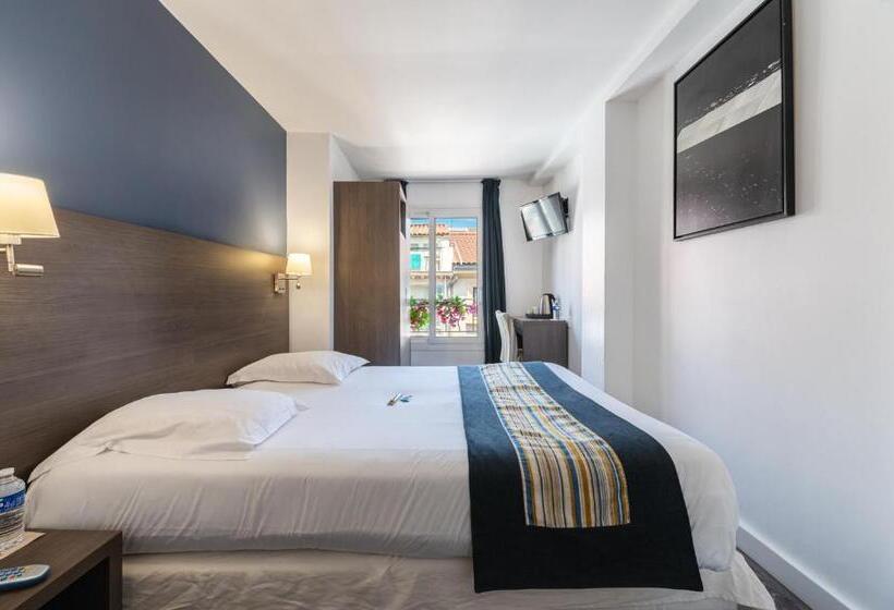 스탠다드 룸, Hôtel Hoche