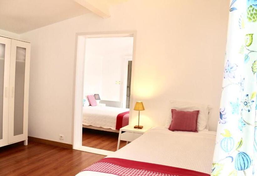 패밀리 스위트, Hôtel Restaurant La Désirade