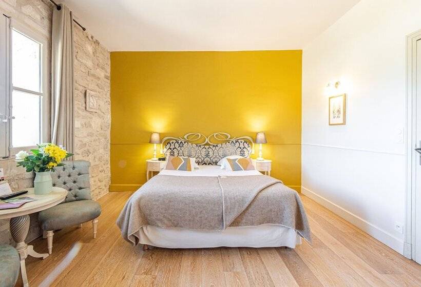 اتاق راحتی, Hôtel Mas Valentine