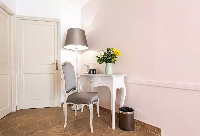 Juniorsviitti, Hôtel Mas Valentine