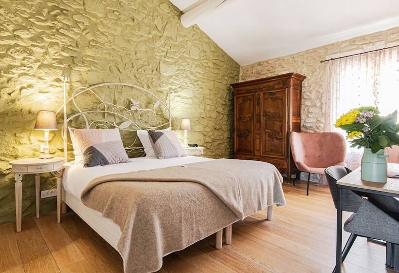 اتاق راحتی, Hôtel Mas Valentine