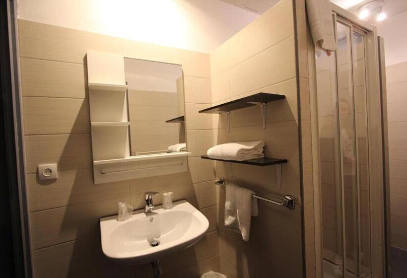 コンフォートルーム, Hôtel Vol De Nuit Purpan