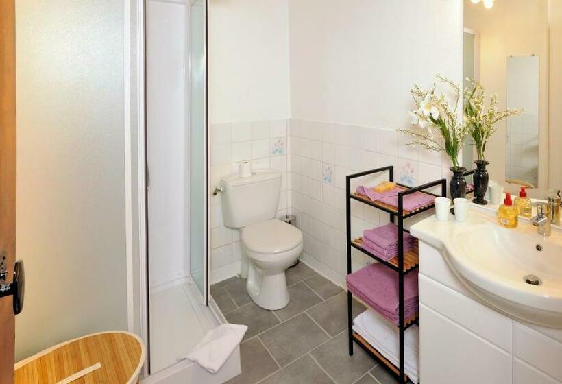 패밀리 룸, Maison Des Anges