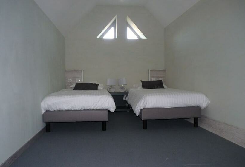 Семейный Номер, Le Dormeur