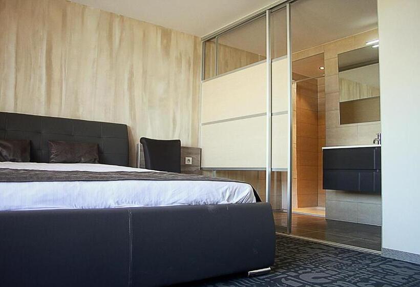 חדר סטנדרט, Le Dormeur