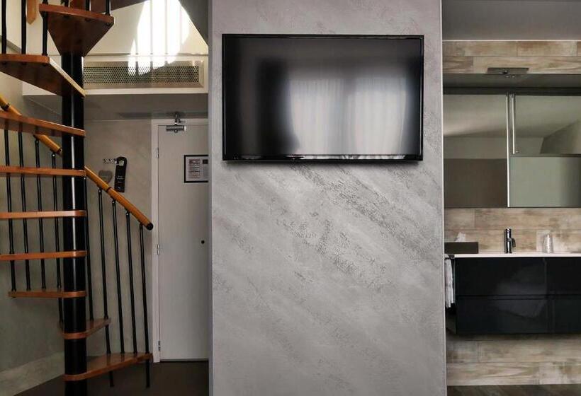 חדר סטנדרט, Le Dormeur