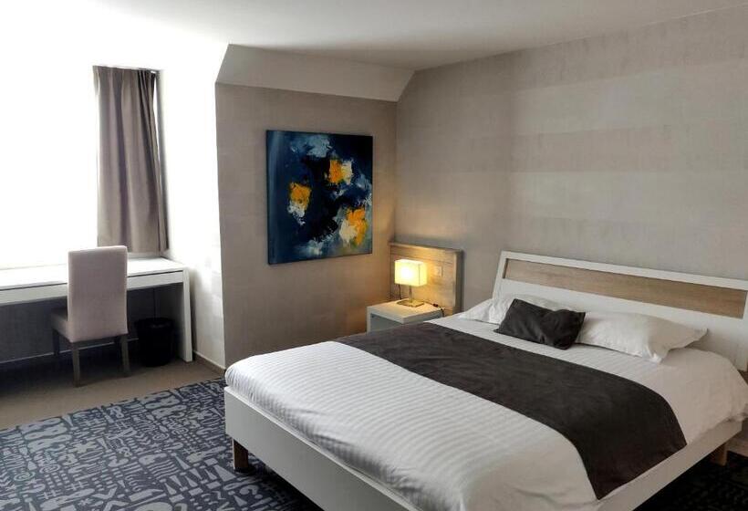 חדר משפחתי, Le Dormeur