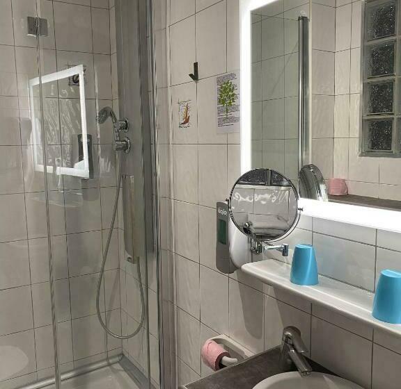 חדר סופריור, Le Strasbourg