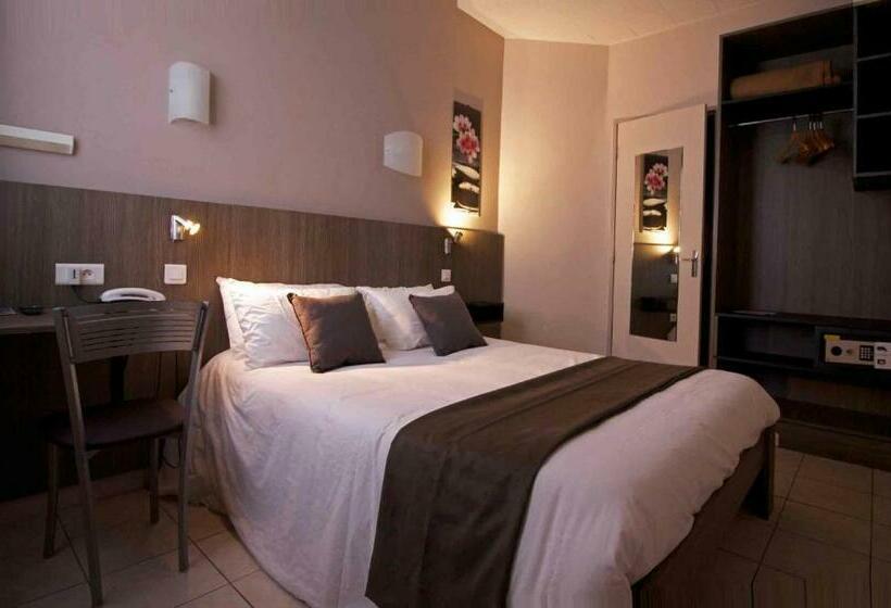 Номер Superior, Le Strasbourg