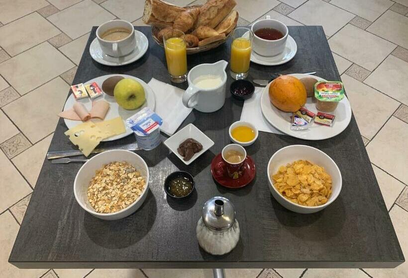 חדר סופריור, Le Strasbourg