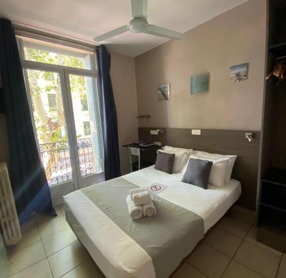 חדר אקונומי, Le Strasbourg