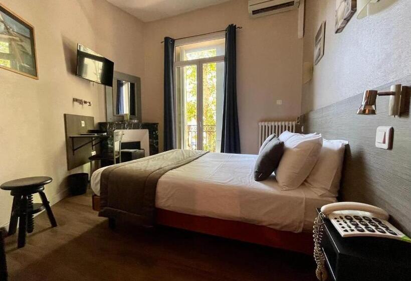 חדר סטנדרט, Le Strasbourg