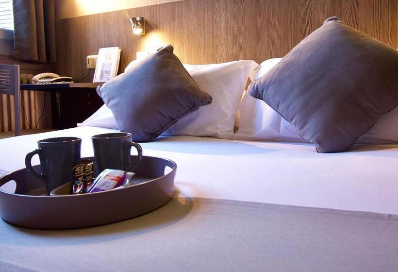 חדר סטנדרט, Le Strasbourg