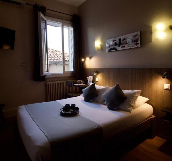 חדר סטנדרט, Le Strasbourg