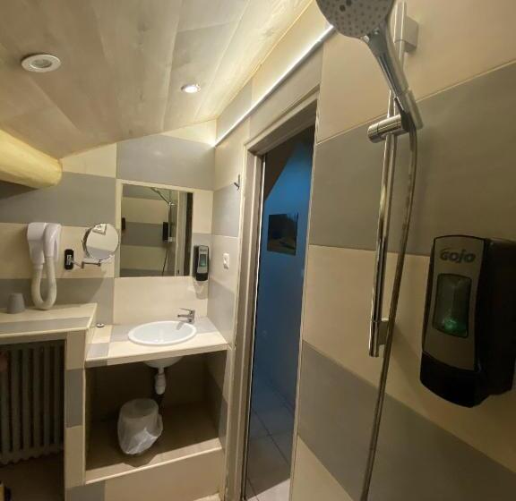 חדר משפתחתי סופריור, Le Strasbourg