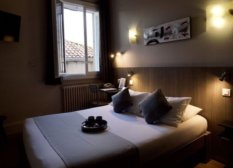 חדר סופריור, Le Strasbourg