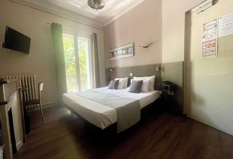 חדר סופריור, Le Strasbourg