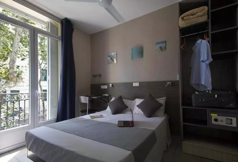 Standard-huone, Le Strasbourg