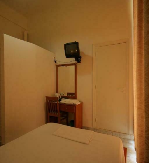 חדר סטנדרט יחיד, Lena