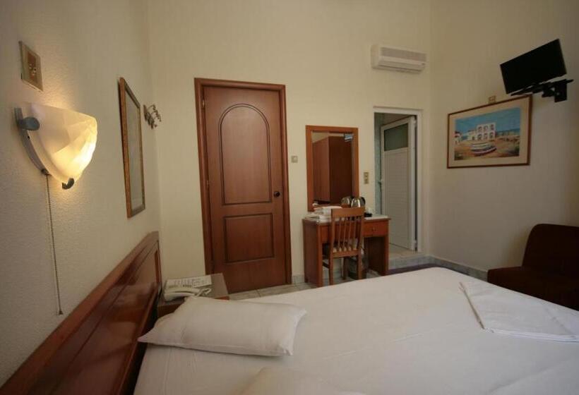 חדר סטנדרט, Lena