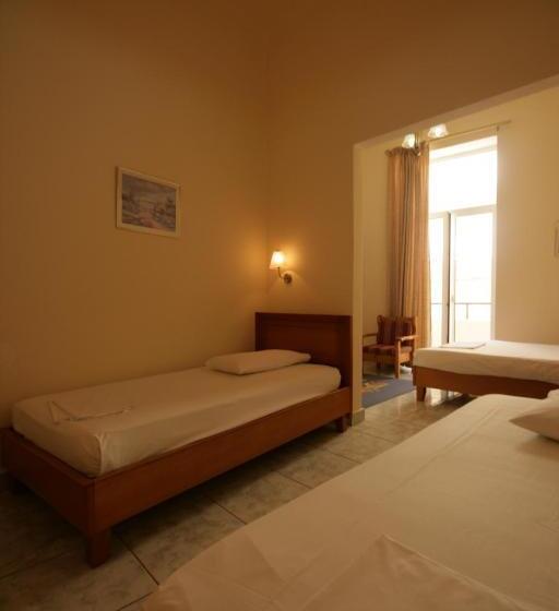 חדר סטנדרט לארבעה, Lena