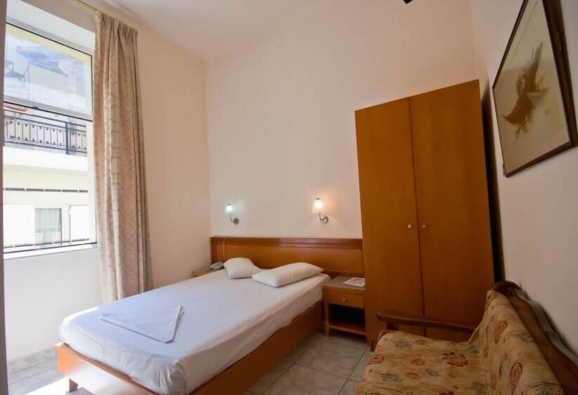 חדר סטנדרט, Lena