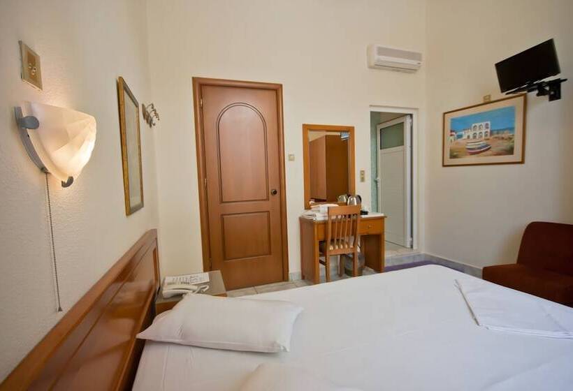 חדר סטנדרט, Lena