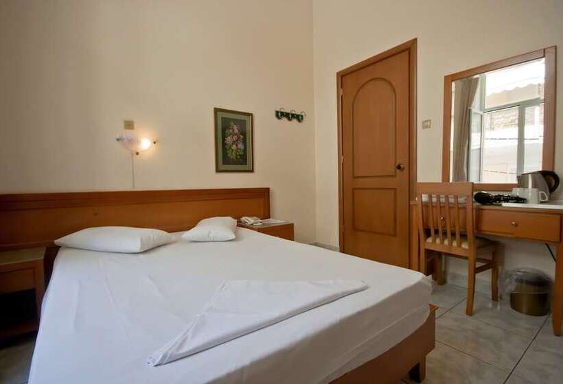 חדר סטנדרט, Lena