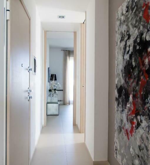 سوییت لوکس, Soglow Business Class