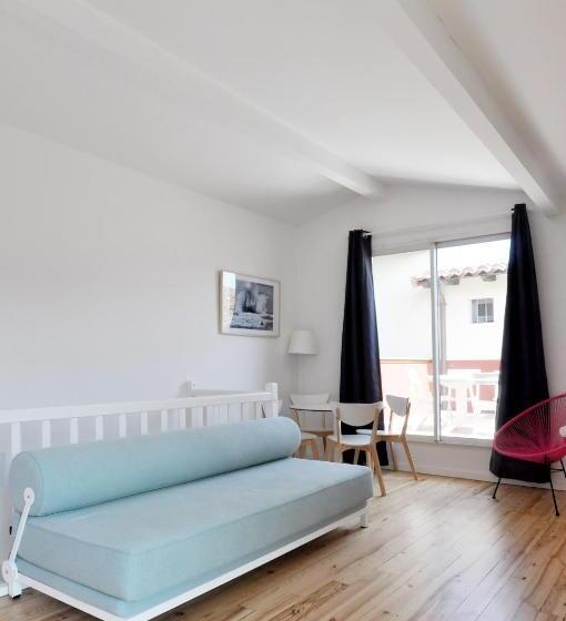 דירת דופלקס בת חדר שינה 1, Temporesidence Chateauneuf