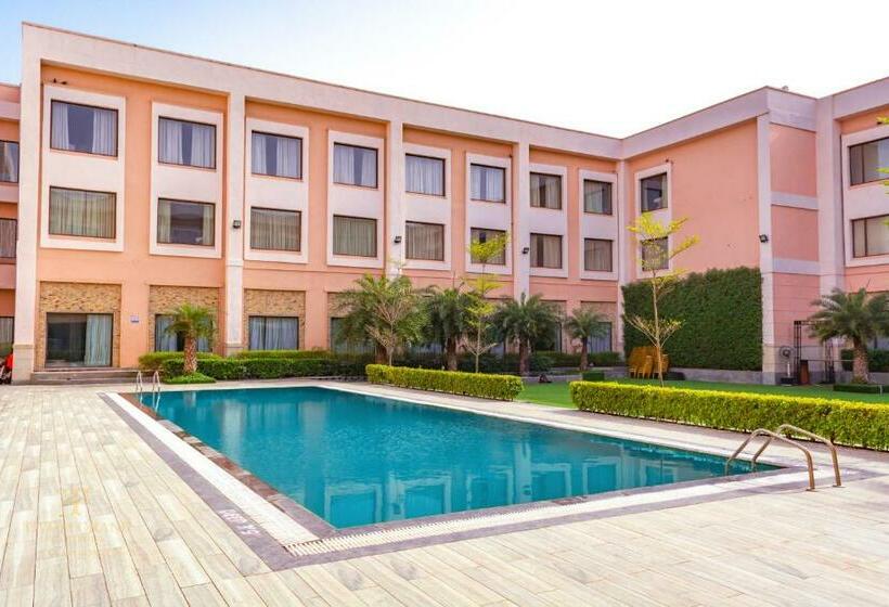 اتاق لوکس, Tivoli Grand Resort