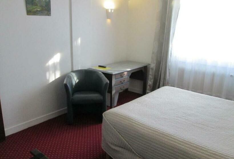 스탠다드 룸, Victor Hugo