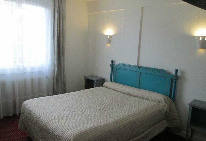 스탠다드 룸, Victor Hugo