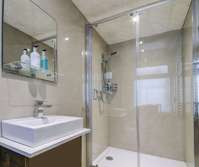 Habitació Quàdruple Deluxe, Winrose