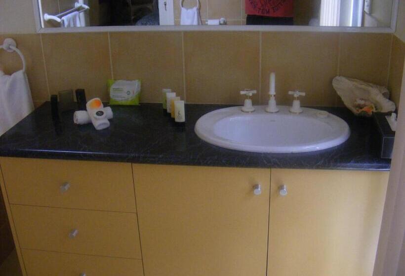 スタンダードルーム, Weeroona Bed And Breakfast